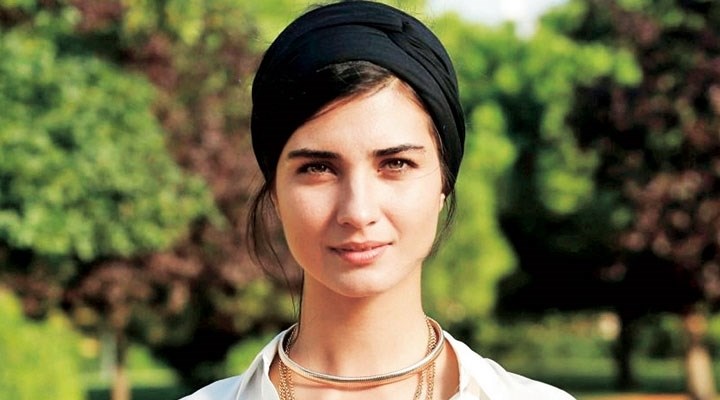 tuba büyüküstün 4.jpg