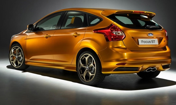 2012-ford-focus2-6203.jpg