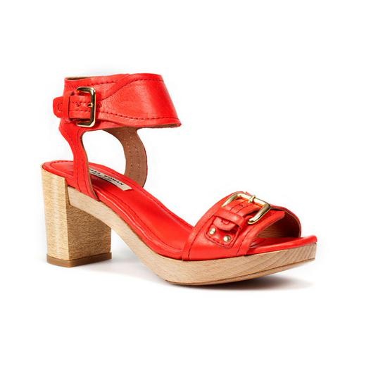 Zara%20Sandalet%20Modelleri8-1a2.jpg