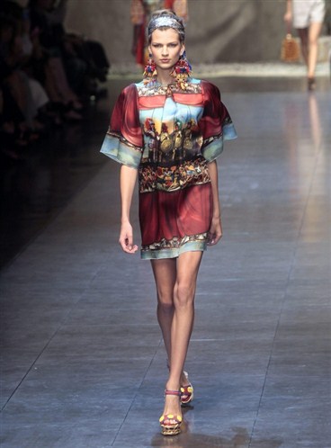 dolce_gabbana_2013_ilkbahar_yaz_%20(6)-3c9.jpg